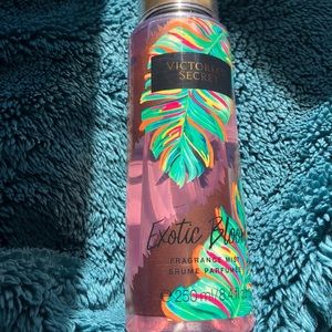 Victoria’s Secret Exotic Bloom Fragrance Mist